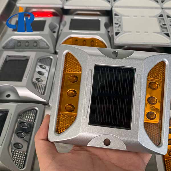 <h3>Customized Installation Solar road stud reflectors For Airport</h3>
